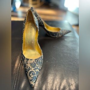 GUESS Women Stilettos Closed Toe High Heels Pumps Shoes SZ US 7.5 M